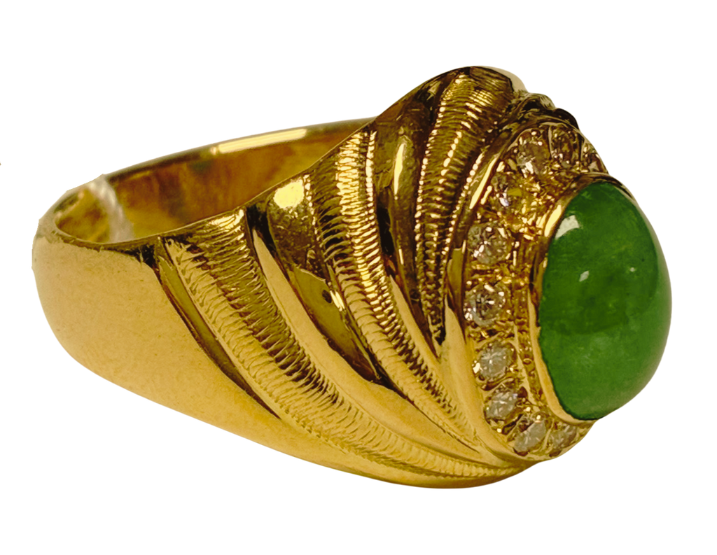 916YG Emerald And Diamonds Mens Ring 12.8GM