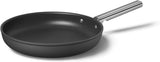 Smeg CKFF2401BLM aluminium pan met antiaanbaklaag, 24 cm, zwart