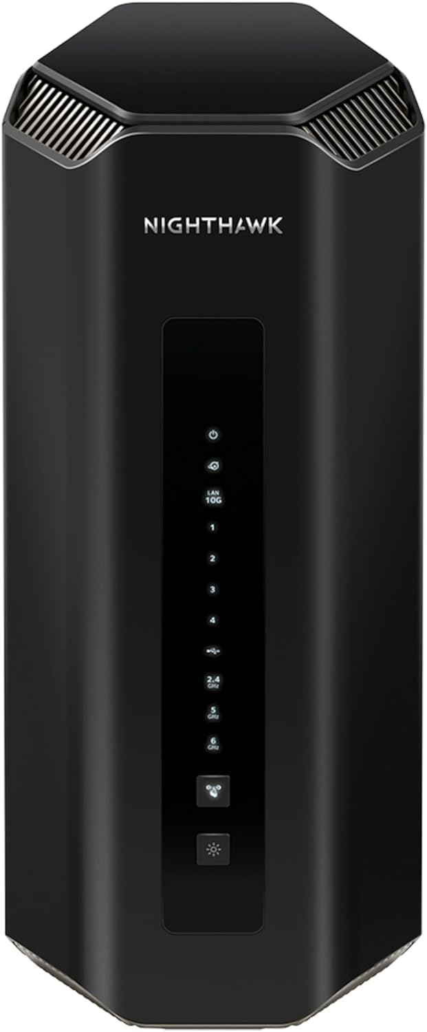 NETGEAR Nighthawk TriBand WiFi 7 Router RS700 Main image