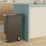 simplehuman Slim Plastic Step Trash Can, Grey Plastic, 40 L / 10.6 Gal