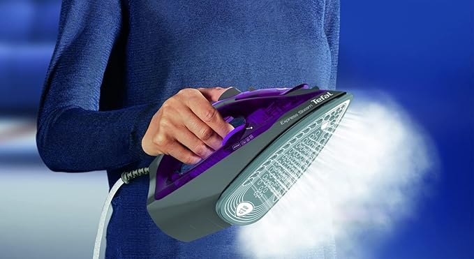 Tefal Express Steam FV2843 - Steam Iron, 2600W Main image