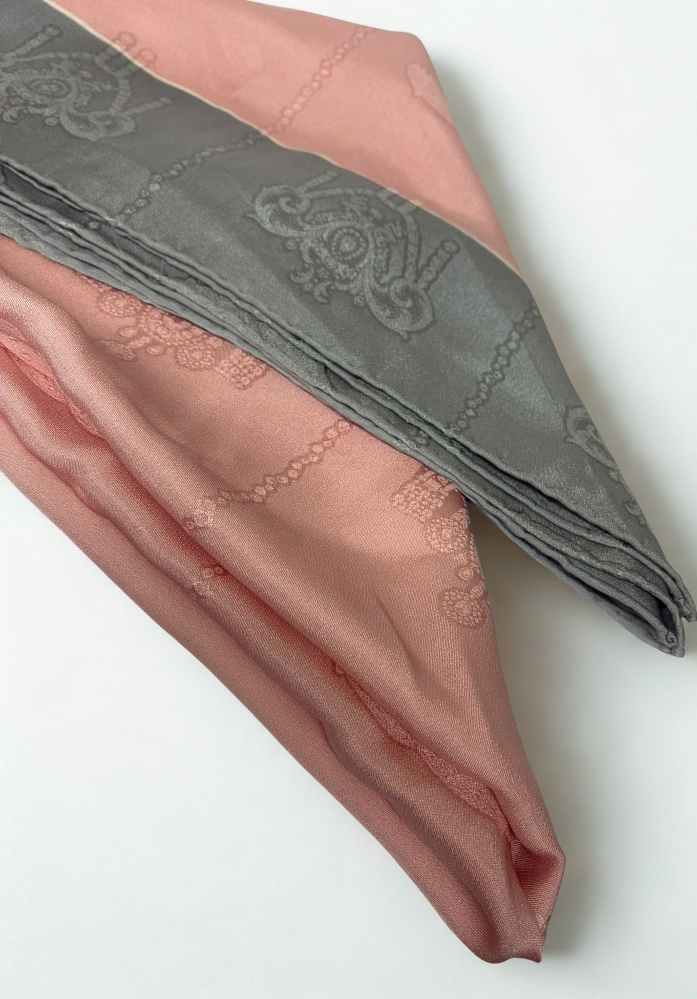 Cartier Must Be Cartier 86cm X 84cm Silk Scarf Logo Pattern