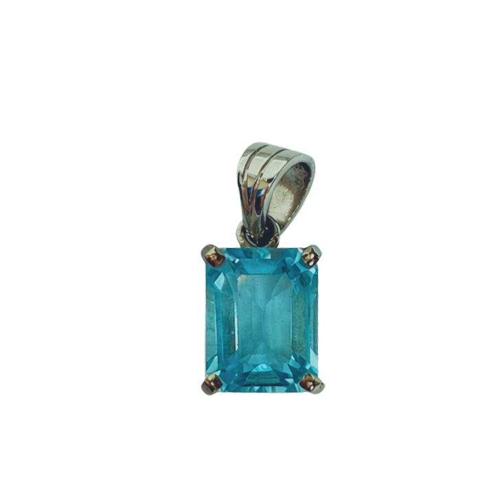 750WG Emerald Cut Light Blue Gemstone 1.2GM