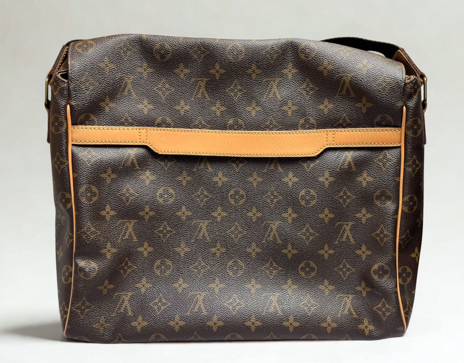Louis Vuitton Abbesses Messenger Bag M45257 36CM Secondary image