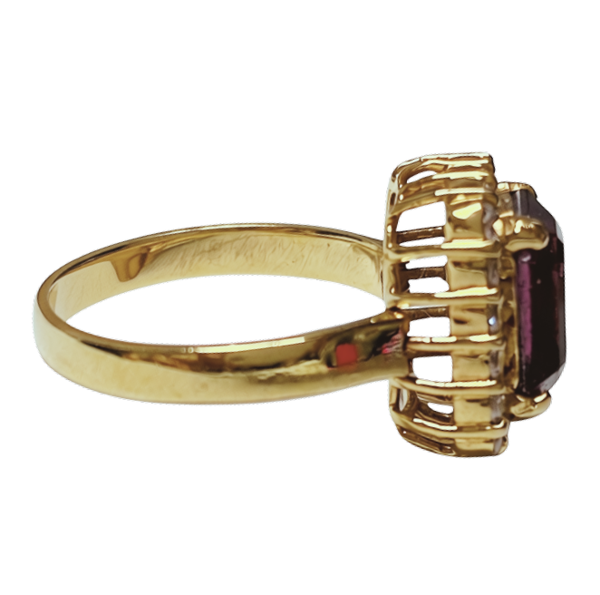 YG Amethyst Cocktail Ring With Diamond Halo 4.8GM