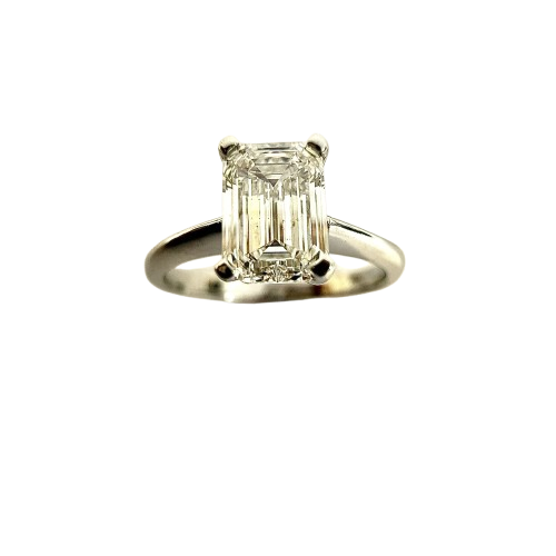 18KWG Emerald Cut Diamond Ring Main image