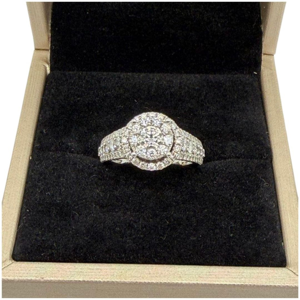 750 White Gold Natural Diamond Ladies Ring