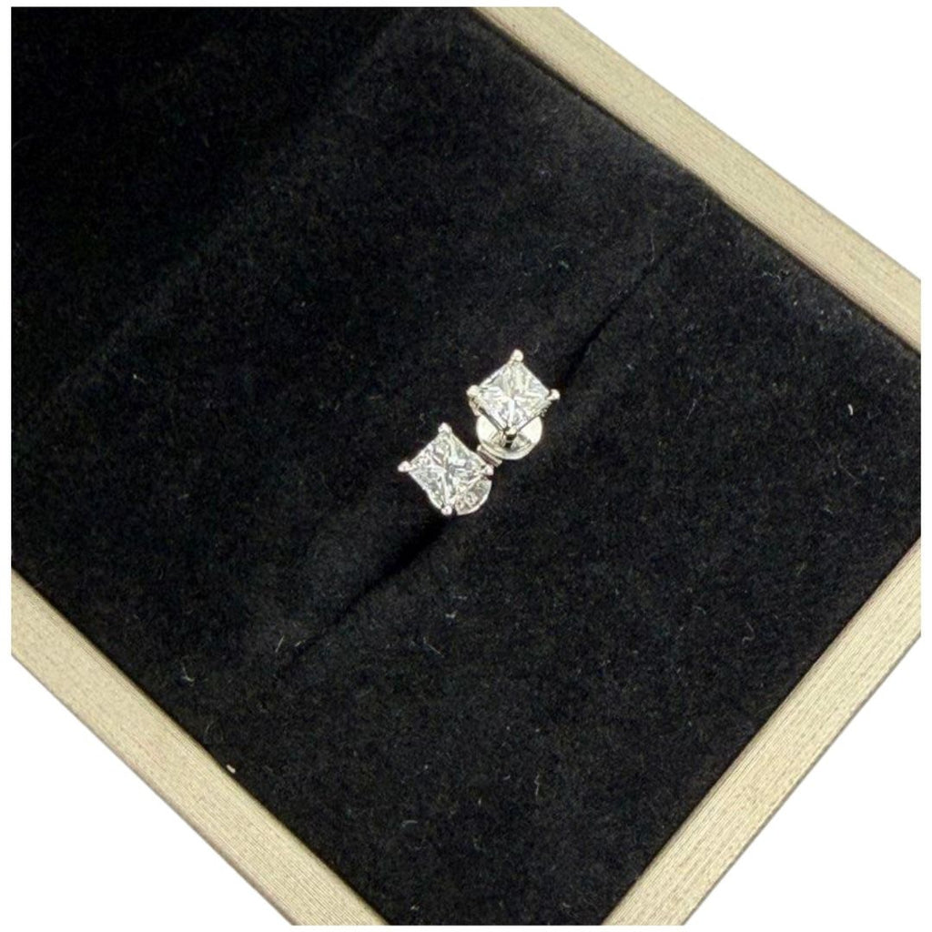 750 White Gold Princess Cut Natural Diamond Earring