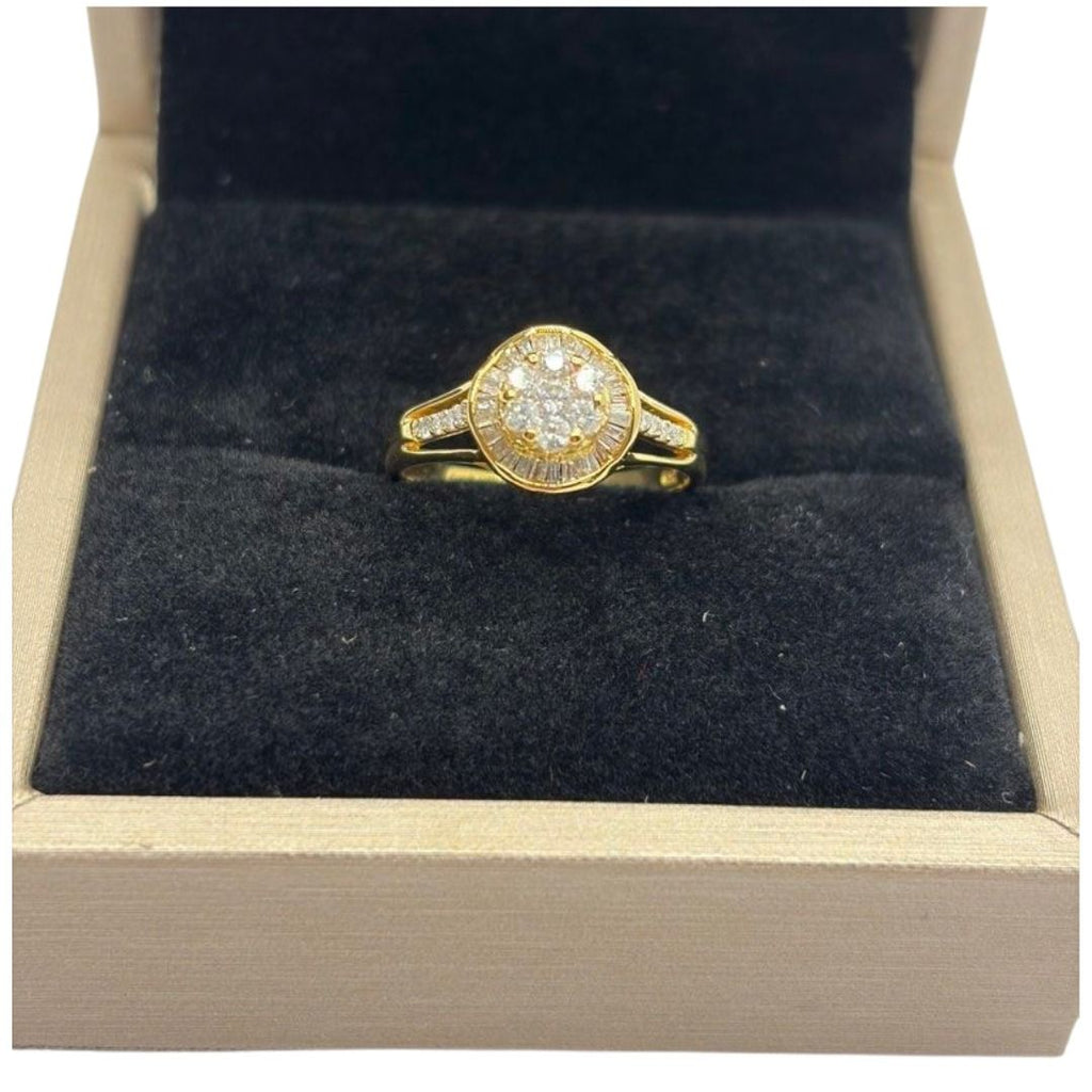 750 Yellow Gold Natural Diamond Ladies Ring
