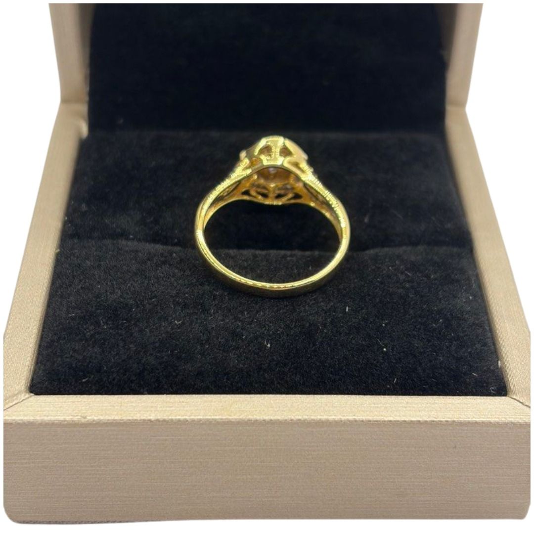 750 Yellow Gold Natural Diamond Ladies Ring