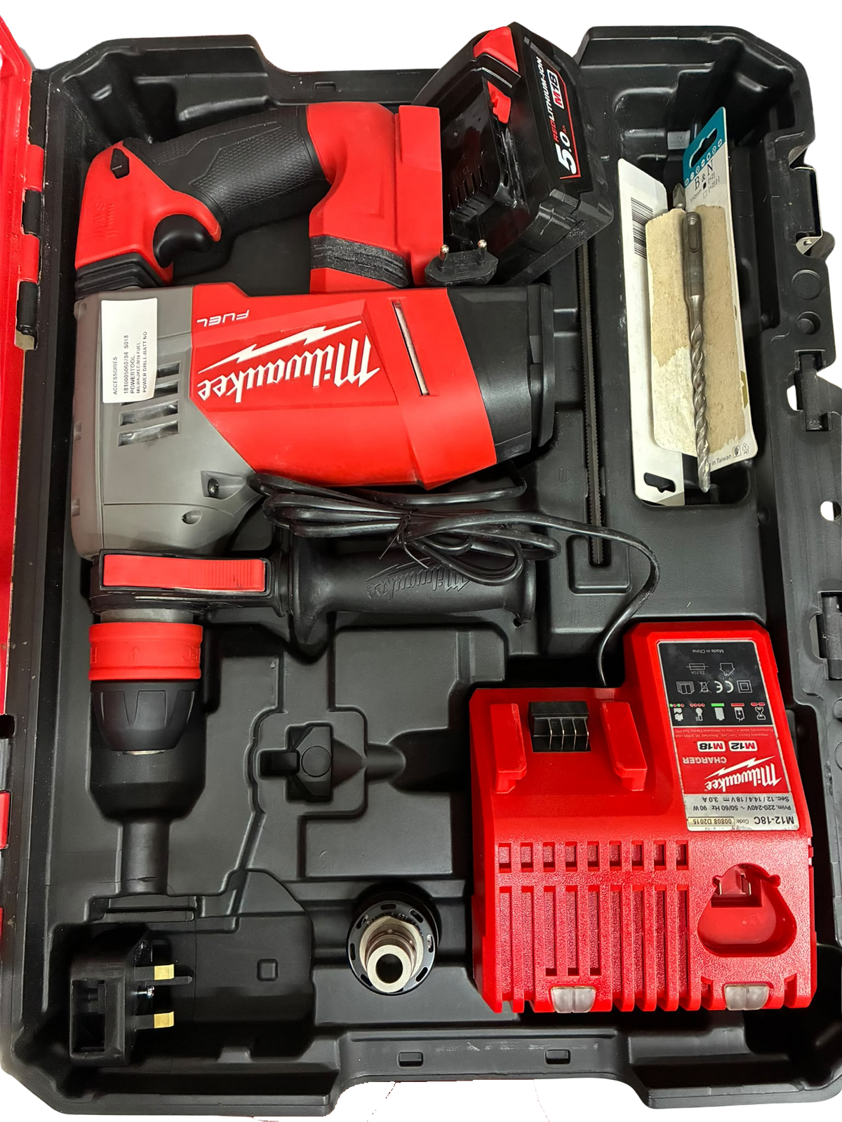 Milwaukee M18 FUEL 16mm SDS PLUS Hammer With Integrated Dust Extractor- Battery not tested