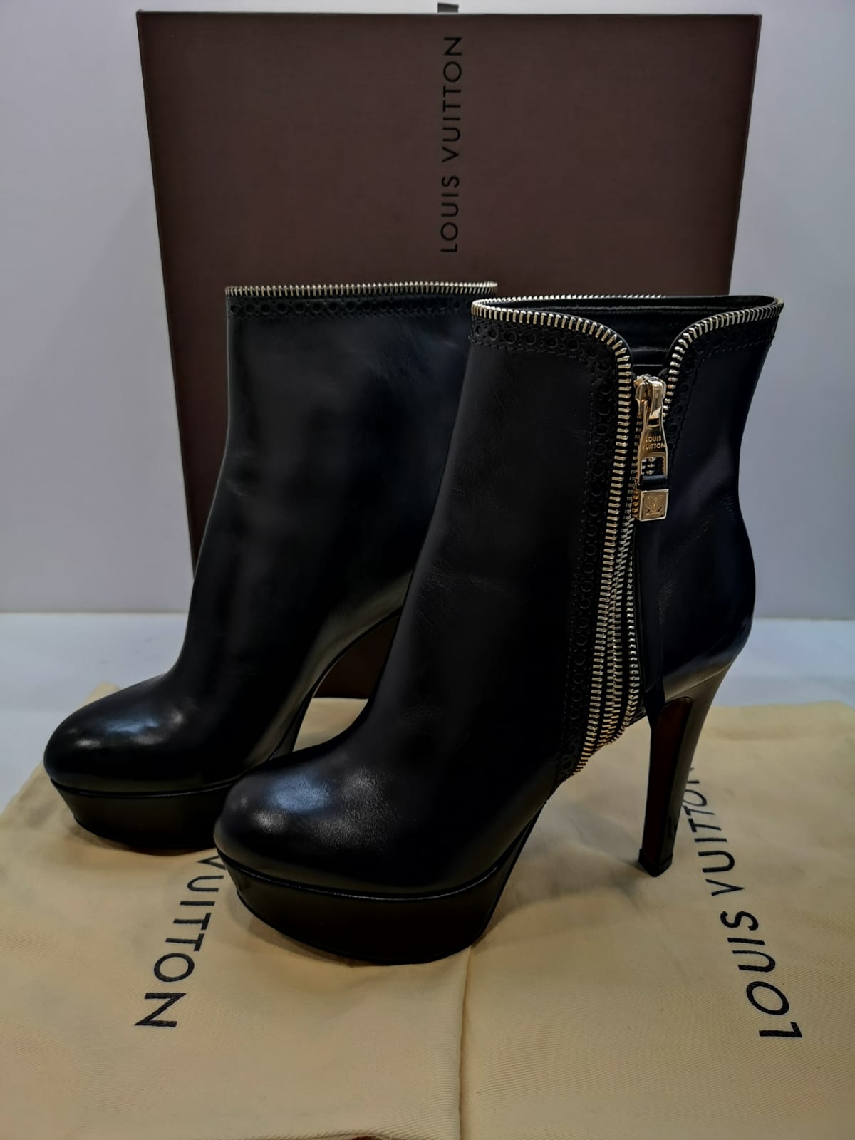Louis Vuitton High Heel Boots Secondary image
