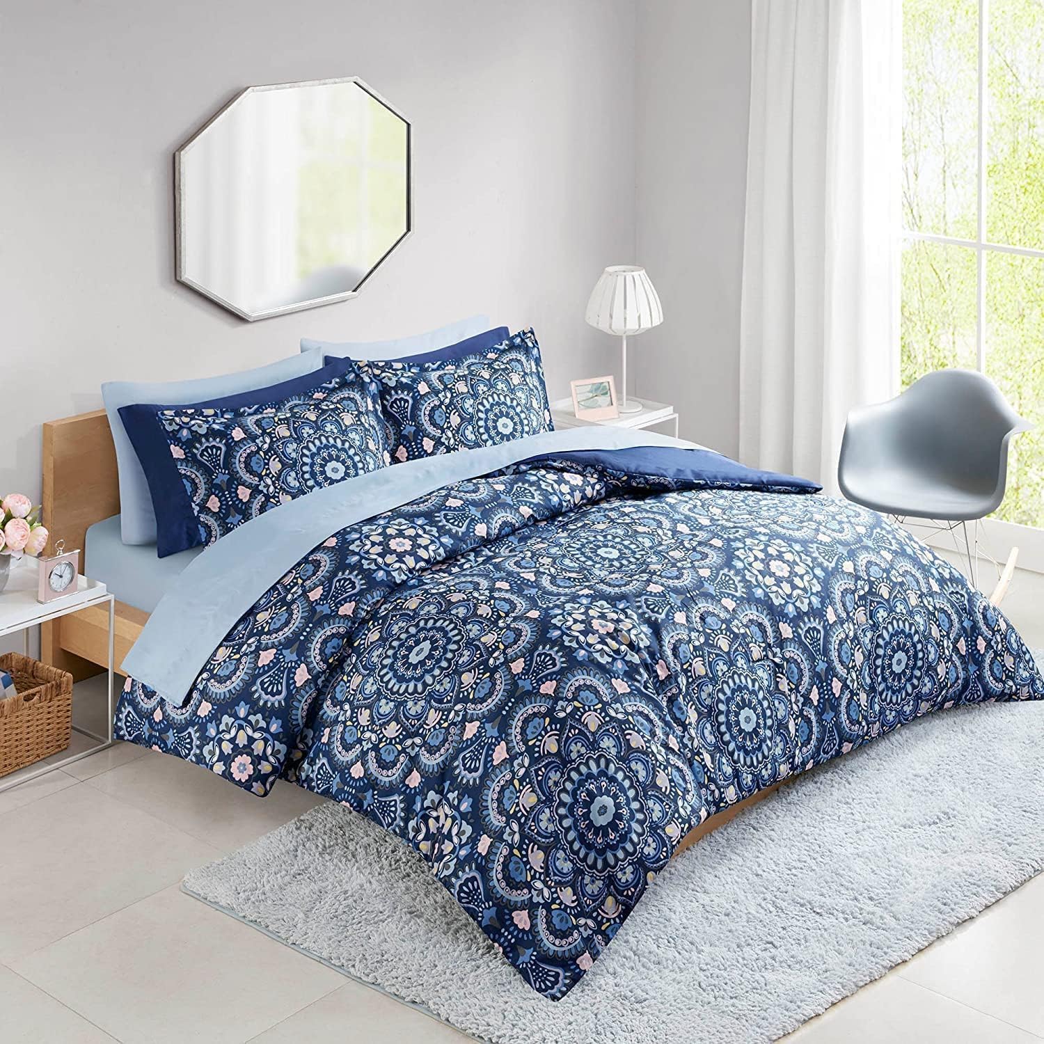 Comfort Spaces Bed In A Bag Comforter Set Twin Cara Blue 6 Piece Secondary image