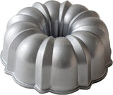 Nordic Ware 257NW50153 Cast Aluminium Orginal Bundt Pan Sparkling Silver