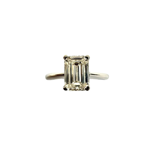 18KWG Emerald Cut Diamond Ring Secondary image