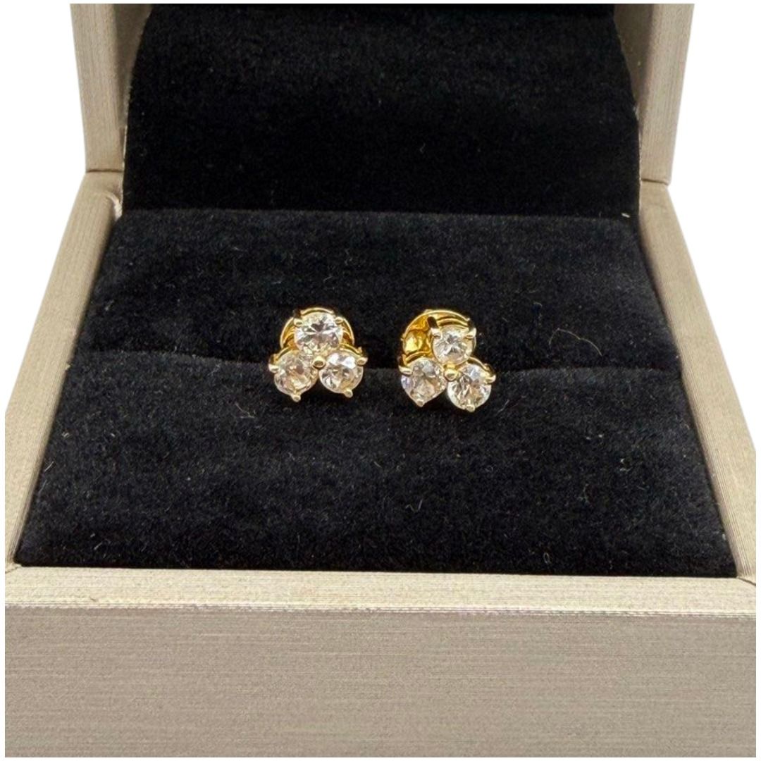 850 Yellow Gold Natural Diamond Earring
