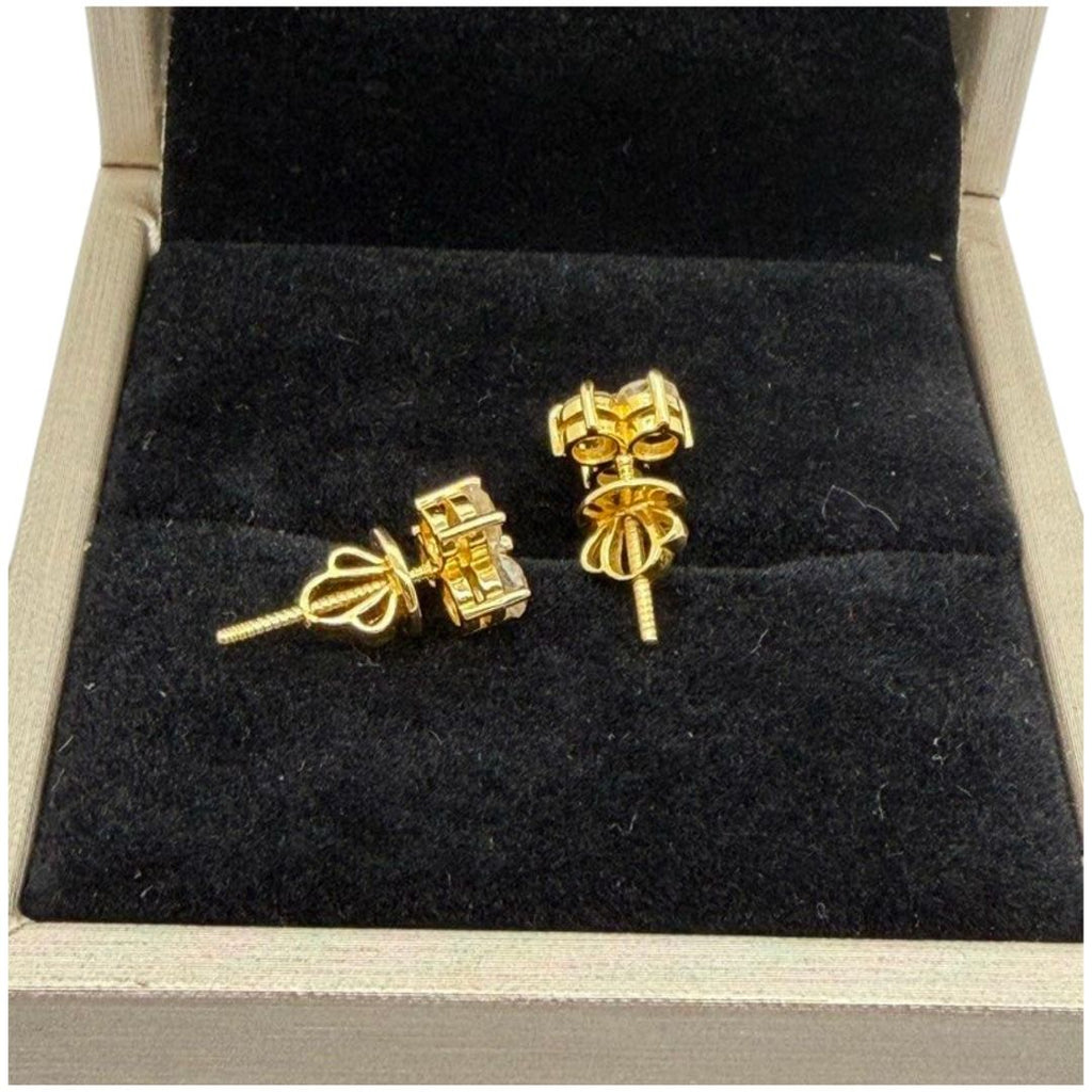 850 Yellow Gold Natural Diamond Earring