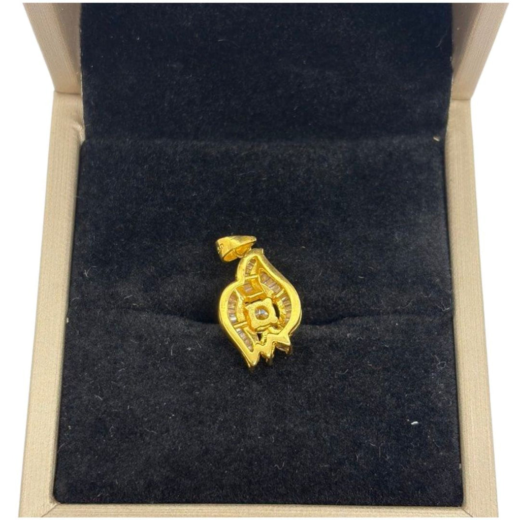 850 Yellow Gold Natural Diamond Pendant