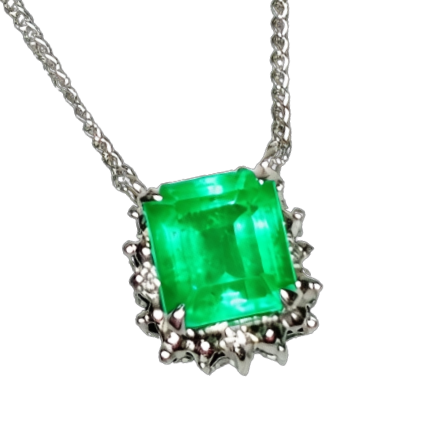 Platinum Emerald And Diamond Necklace 3.3G