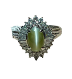 PT900 Cats Eye And Diamond Ring 7.7G Size 12.5