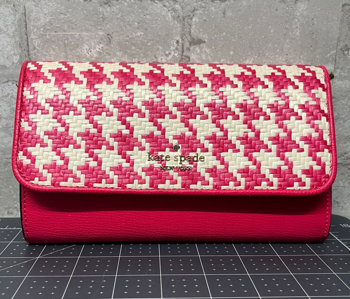 Kate Spade Darcy Chain Wallet Crossbody Pink Houndstooth Secondary image