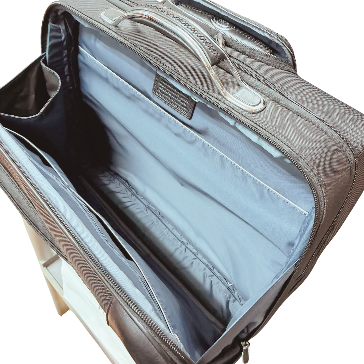 Tumi Arrive LaGuardia Wheeled Briefcase Black