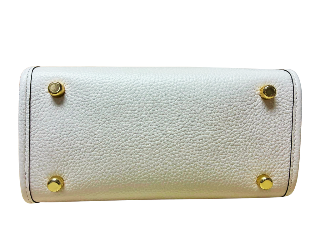 COACH C5268 Womens Dempsey Tote 22 Pebble Leather Chalk