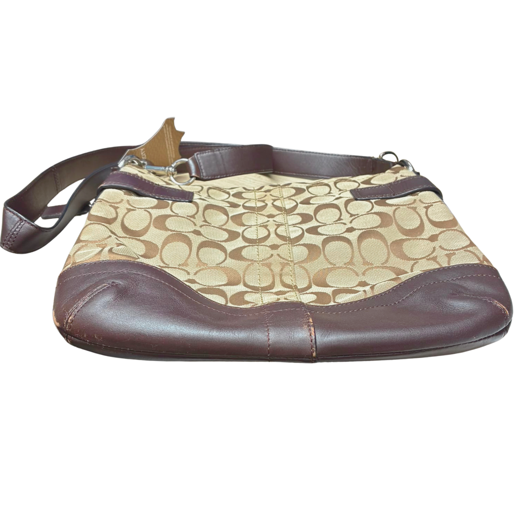 Coach F17088 Signature Buckle Shoulder Bag