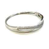 18KWG Diamond Bangle