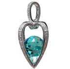 750WG White Gold Openwork Heart Topaz Pendant 3.3GM