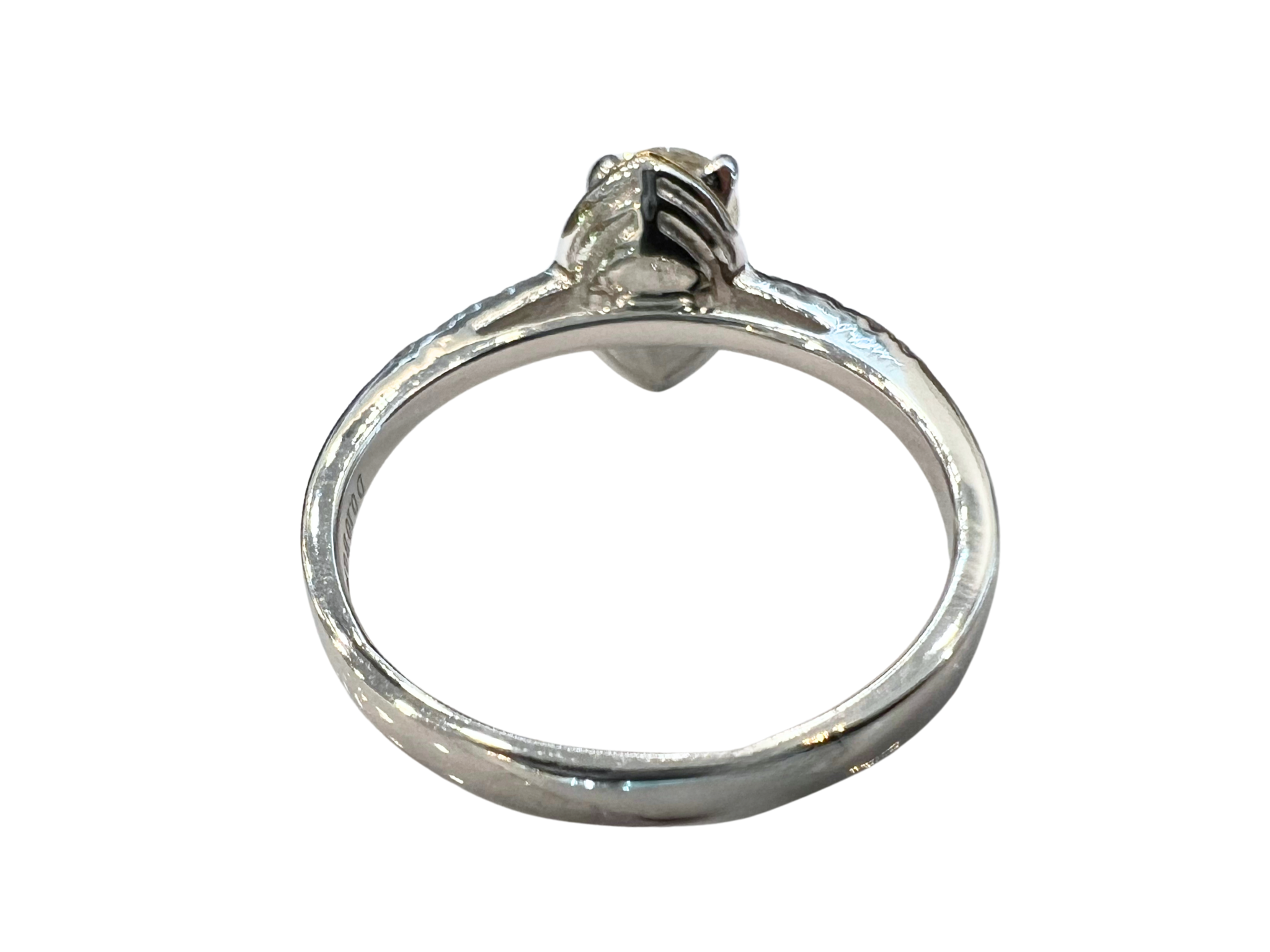 Round Brilliant 0.74 Carat Diamond Ring