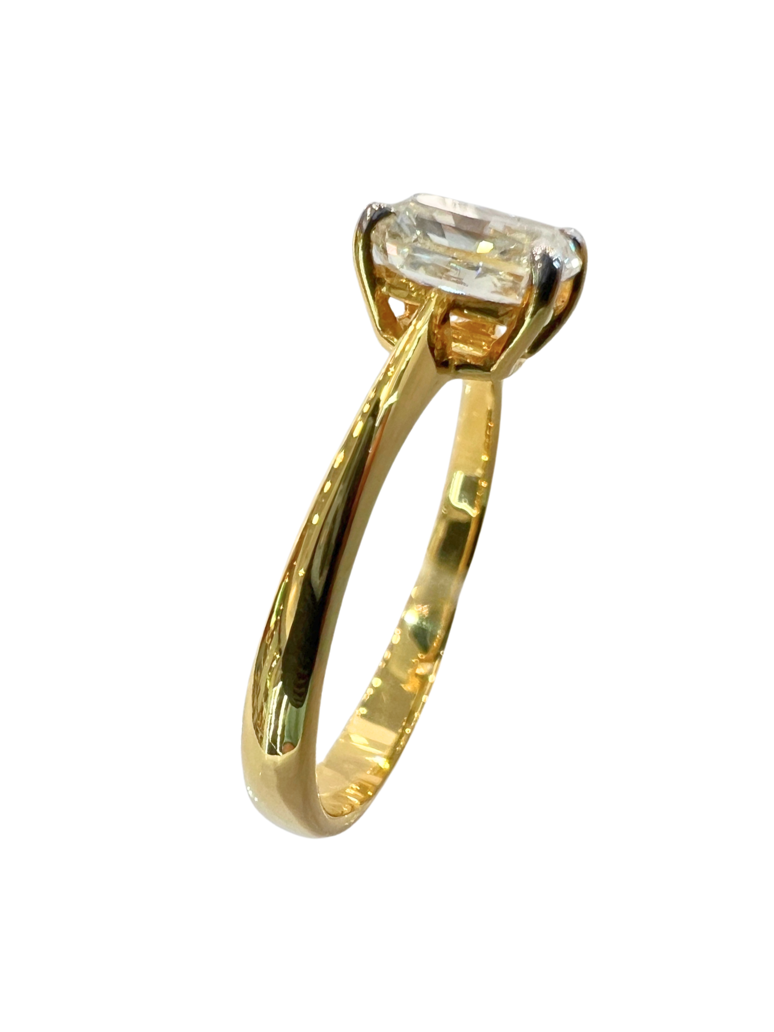 Radiant Cut 1.00 Carat Solitaire Diamond Ring Secondary image