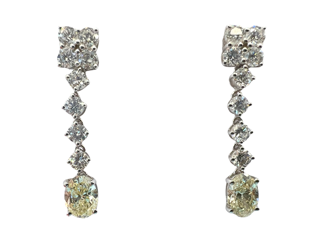 White Gold Diamond Earring