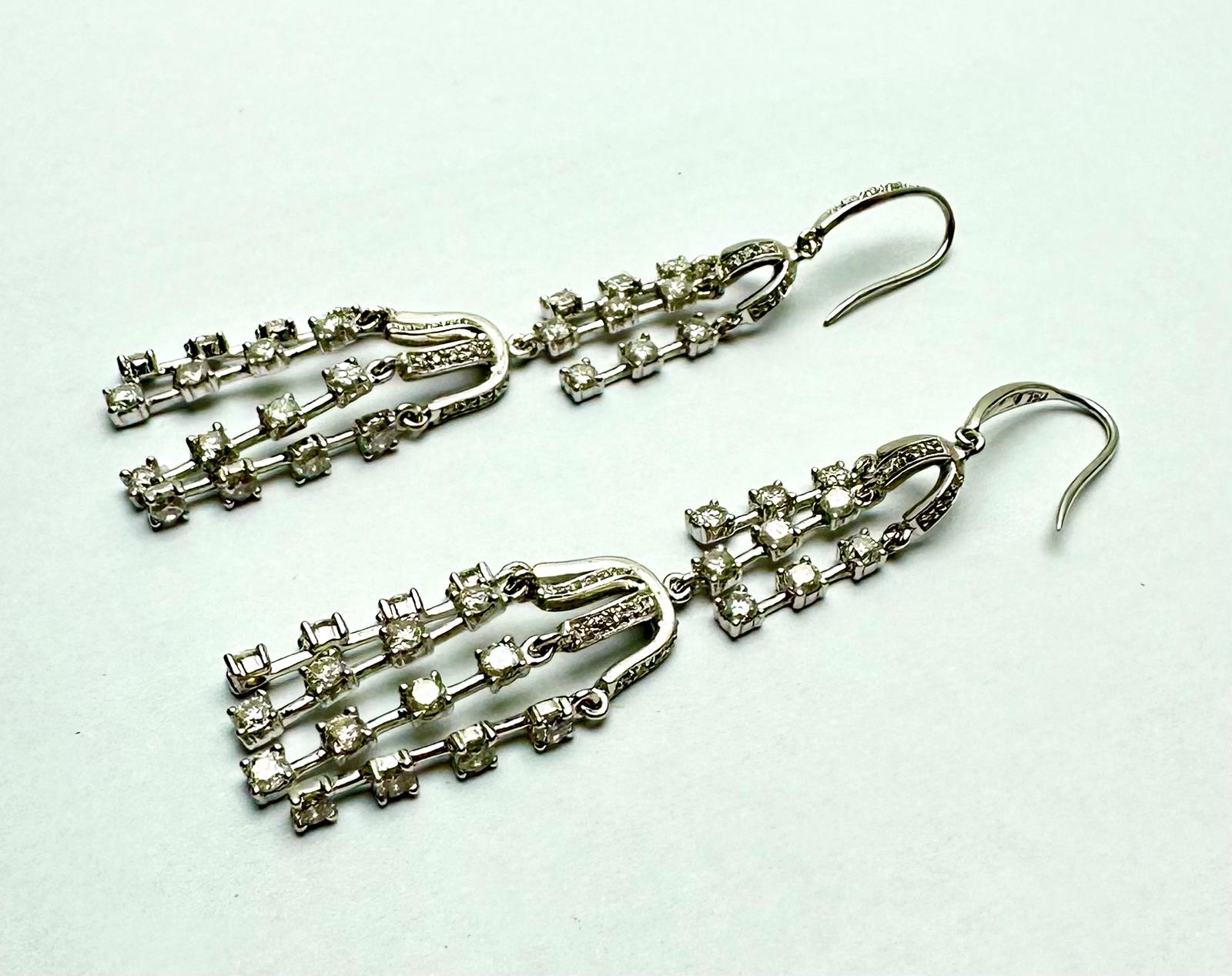 Diamond Earring D114 18KWG Main image