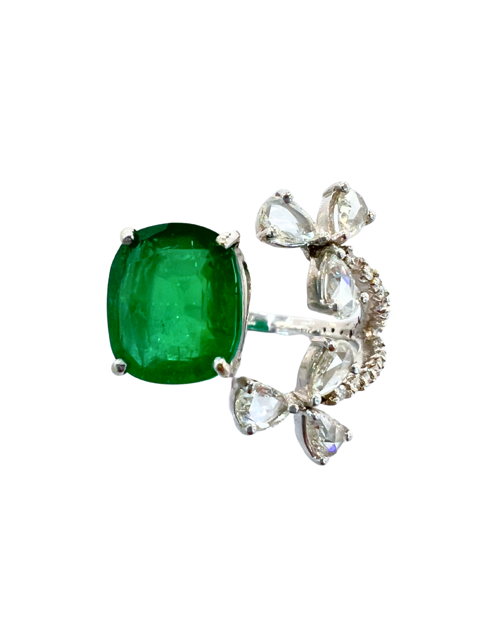Emerald White Gold Diamond Ring Main image