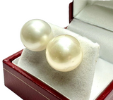 PT900 White Gold White Pearl Earring