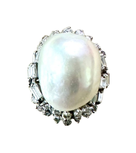 White Gold Pearl Diamond Lady Ring