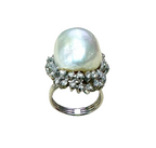White Gold Pearl Diamond Lady Ring