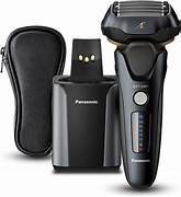 Panasonic ES-LV97-K751 5 Blade Black Colour Rechargeable Shaver Secondary image