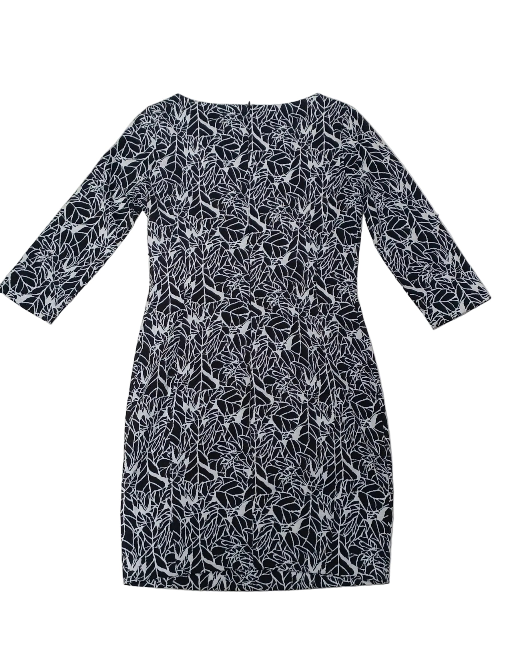 Armani Dress-Black & White Size 44 Secondary image