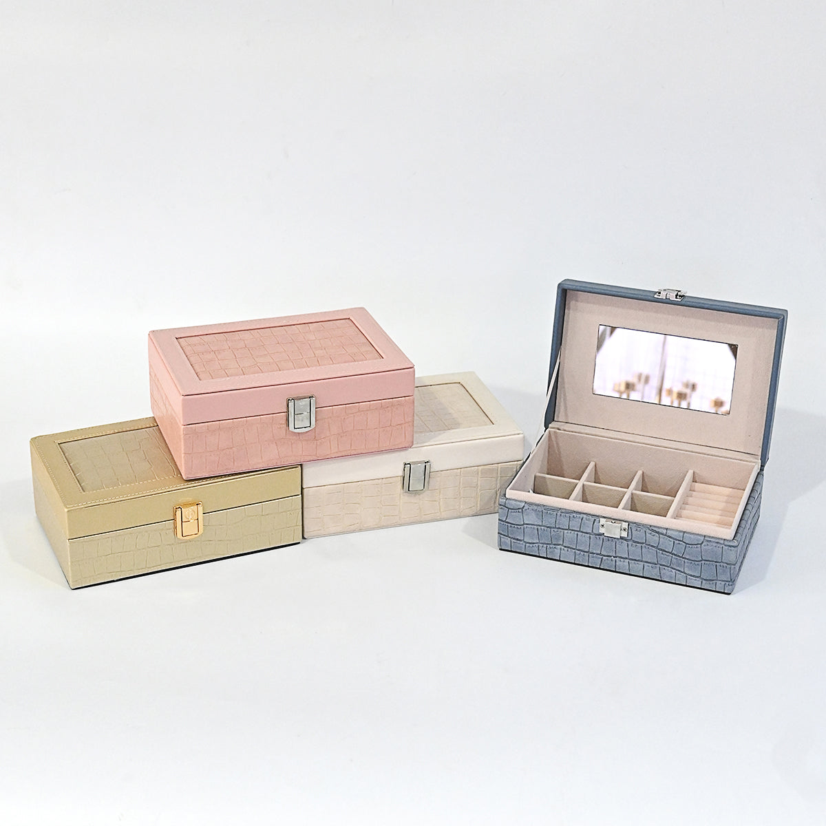 Crocodile-Texture Jewellery Box with Clip Main image