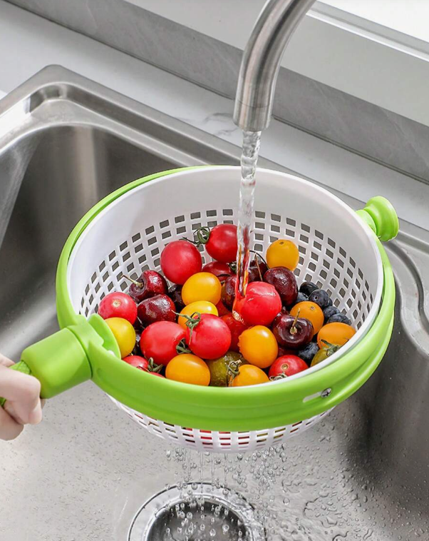 Swing-Style Colander with Single Handle