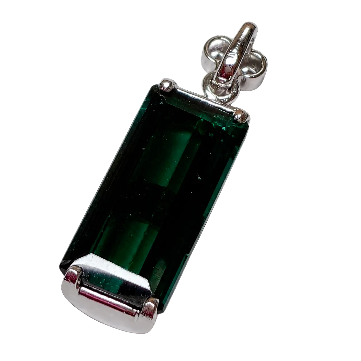 18K White Gold Green Tourmaline and Diamond Pendant 2.3G