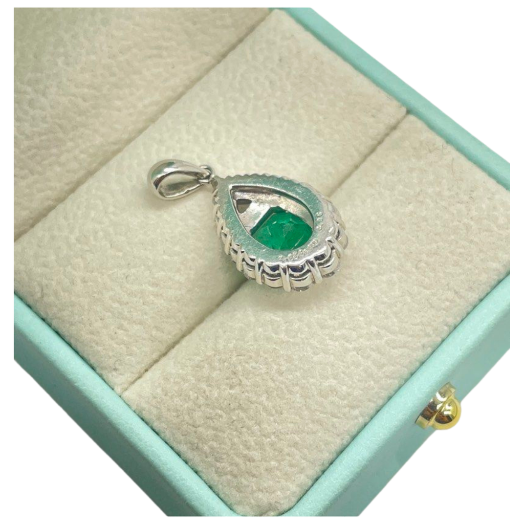 PT900 Natural Emerald (Colombia) & Diamond Pendant