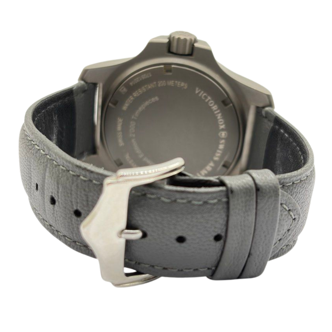 Victorinox Swiss Army 43mm Quartz Titanium Case White Dial Watch 241772