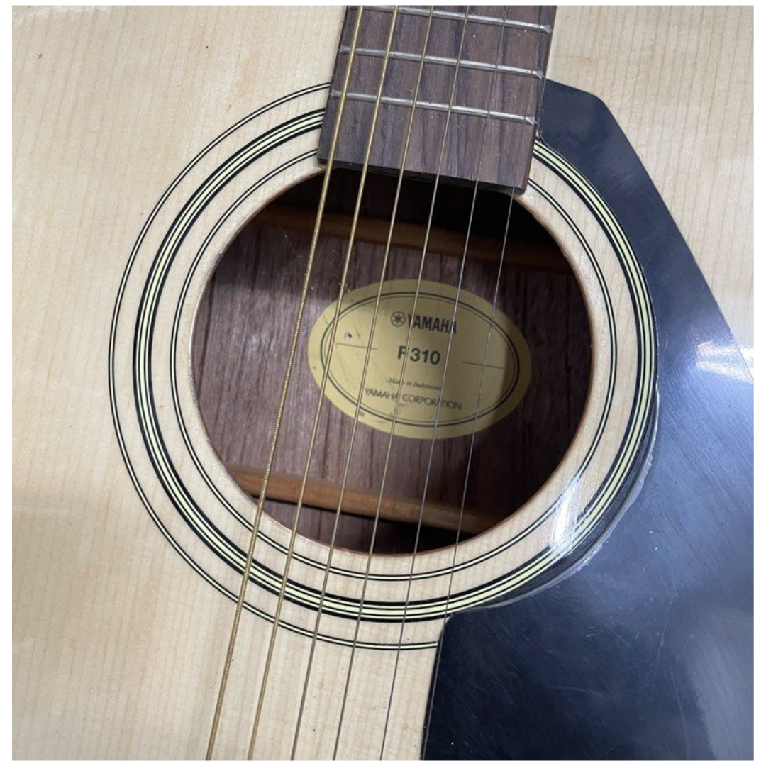 Yamaha F310 Acoustic Guitar