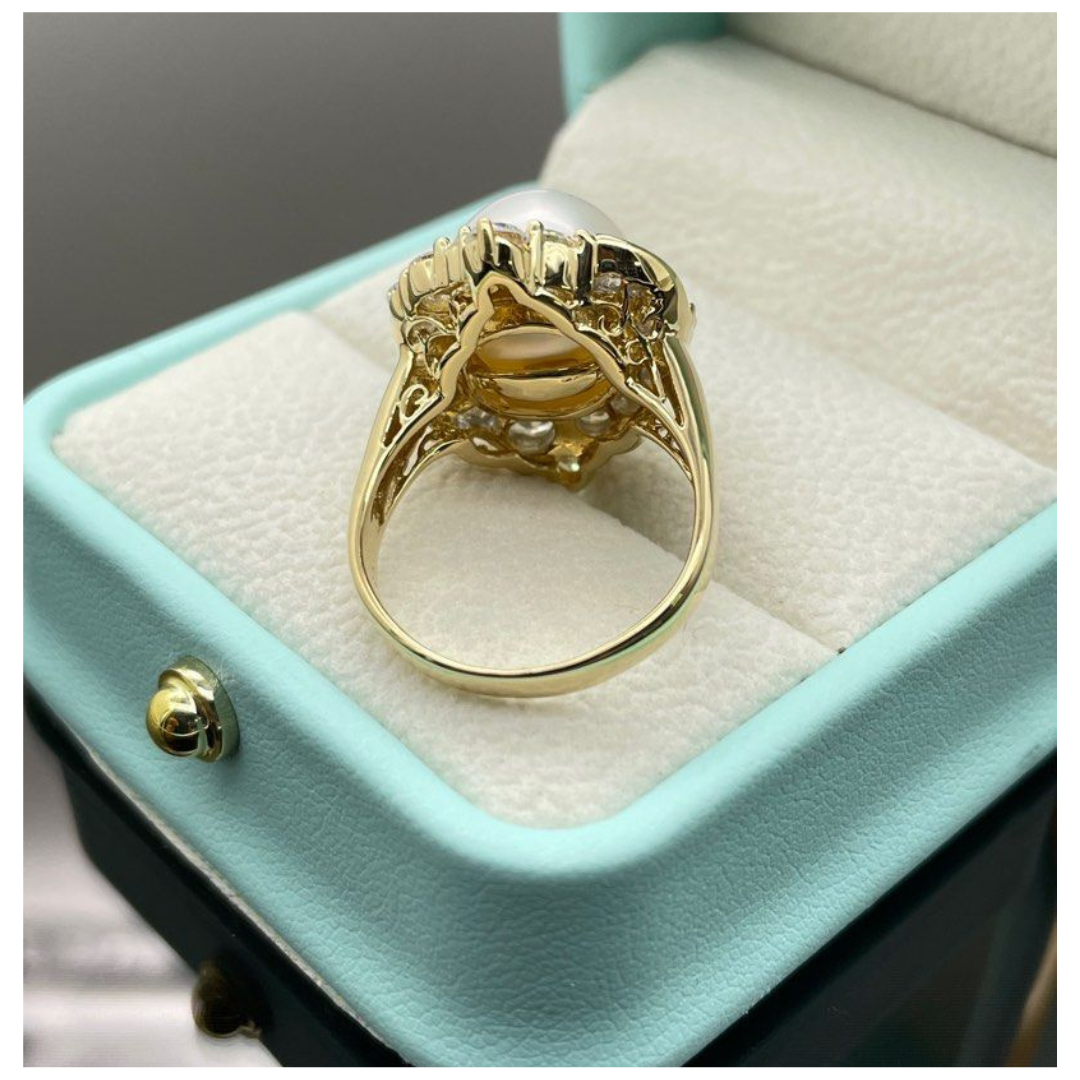 Natural South Sea Pearl & Diamond Ladies Ring 18K Yellow Gold with Cert
