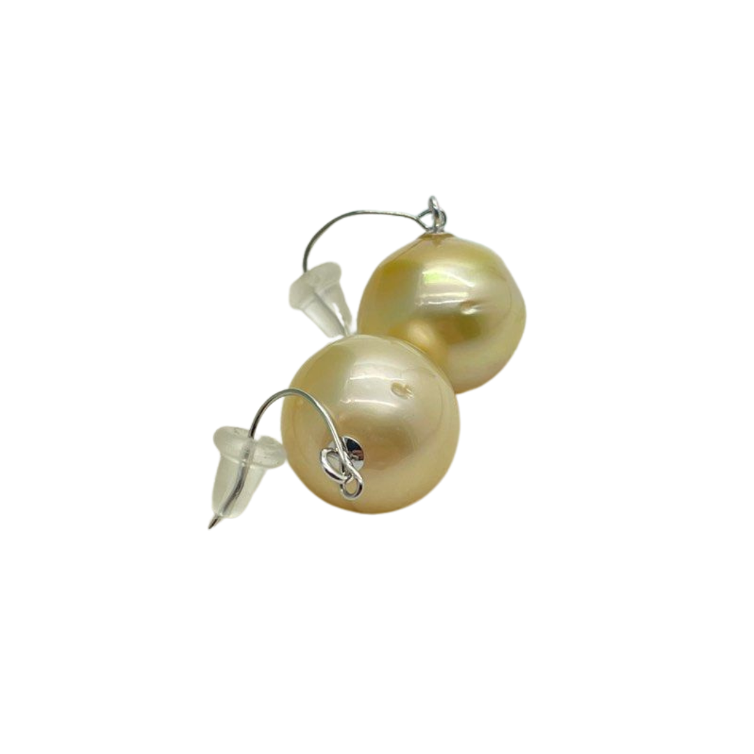 PT900 Golden Pearl Earring