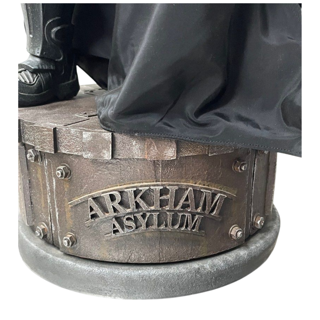DC Comics Batman Arkham Asylum Premium Format Figure by Sideshow Collectibles