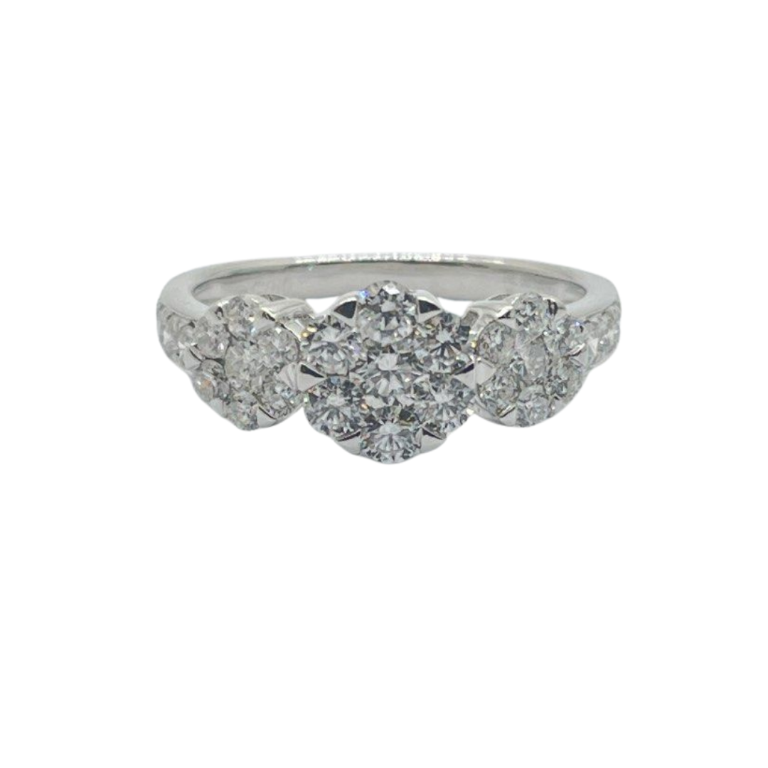 750 White Gold Natural Diamond Ring